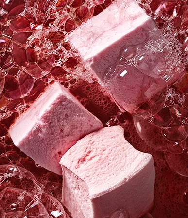 Love, don't be shy shower gel