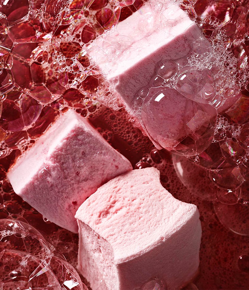 Love, don't be shy shower gel